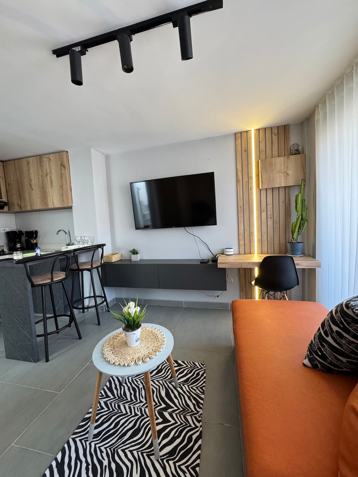 Apartaestudio loft con Rooftop y BBQ