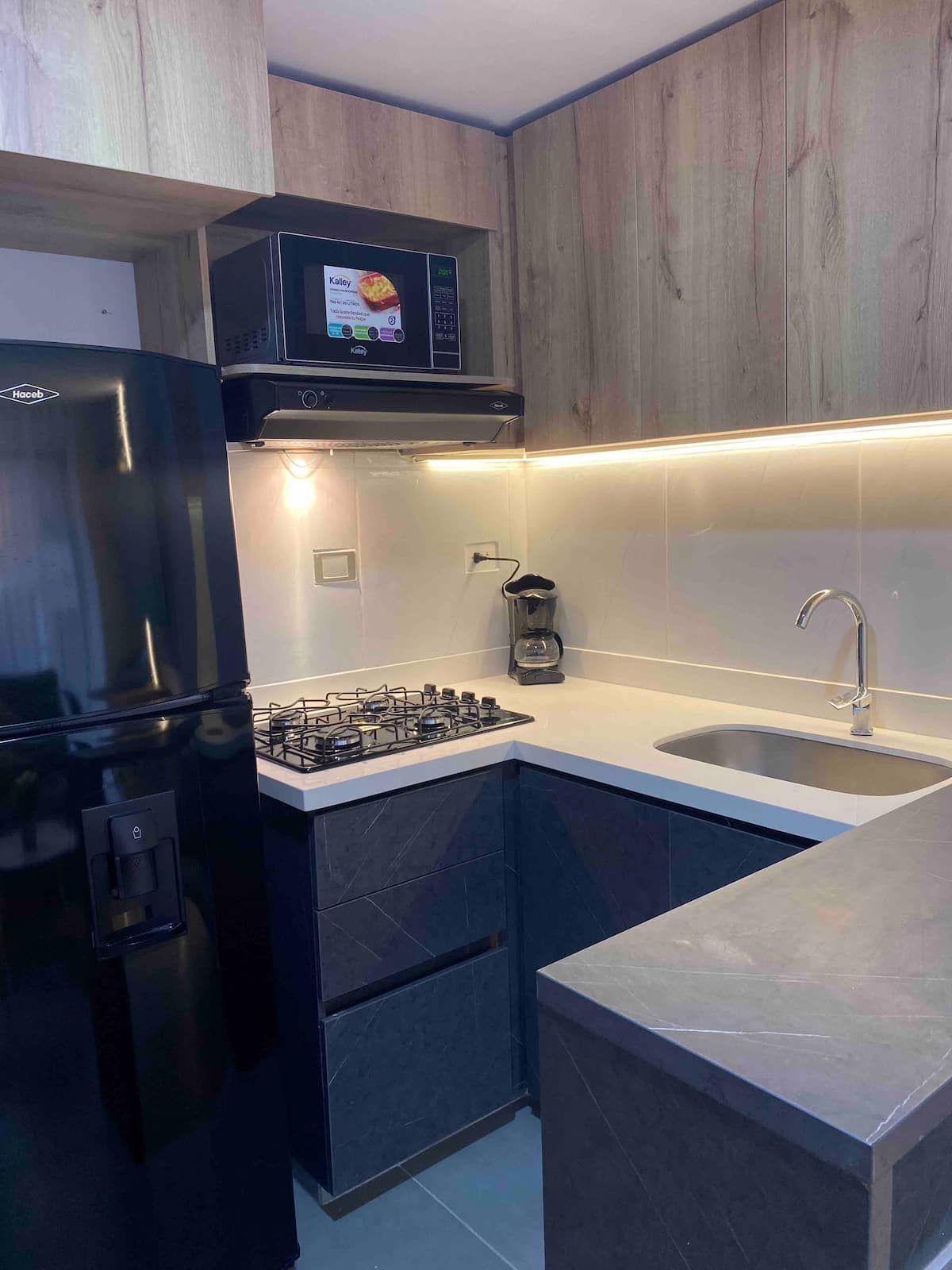 Apartaestudio loft con Rooftop y BBQ