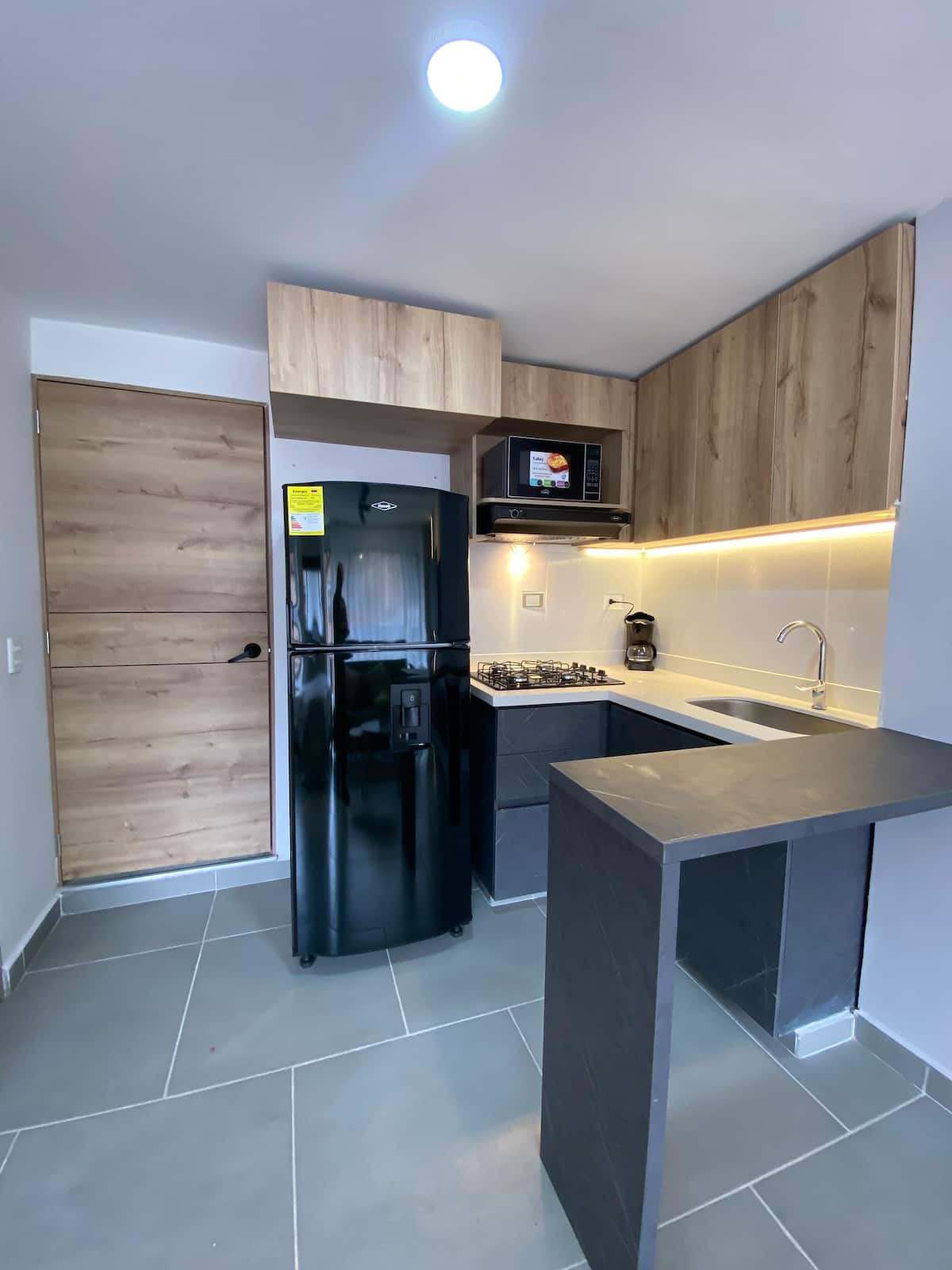 Apartaestudio loft con Rooftop y BBQ
