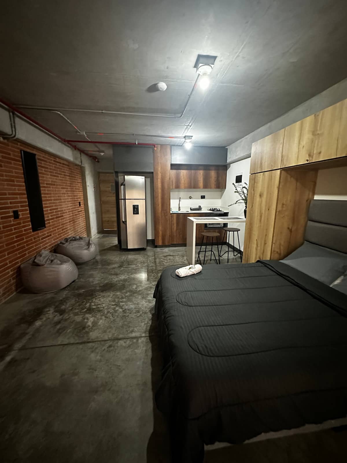 Apartaestudio moderno en el corazón de Medellín