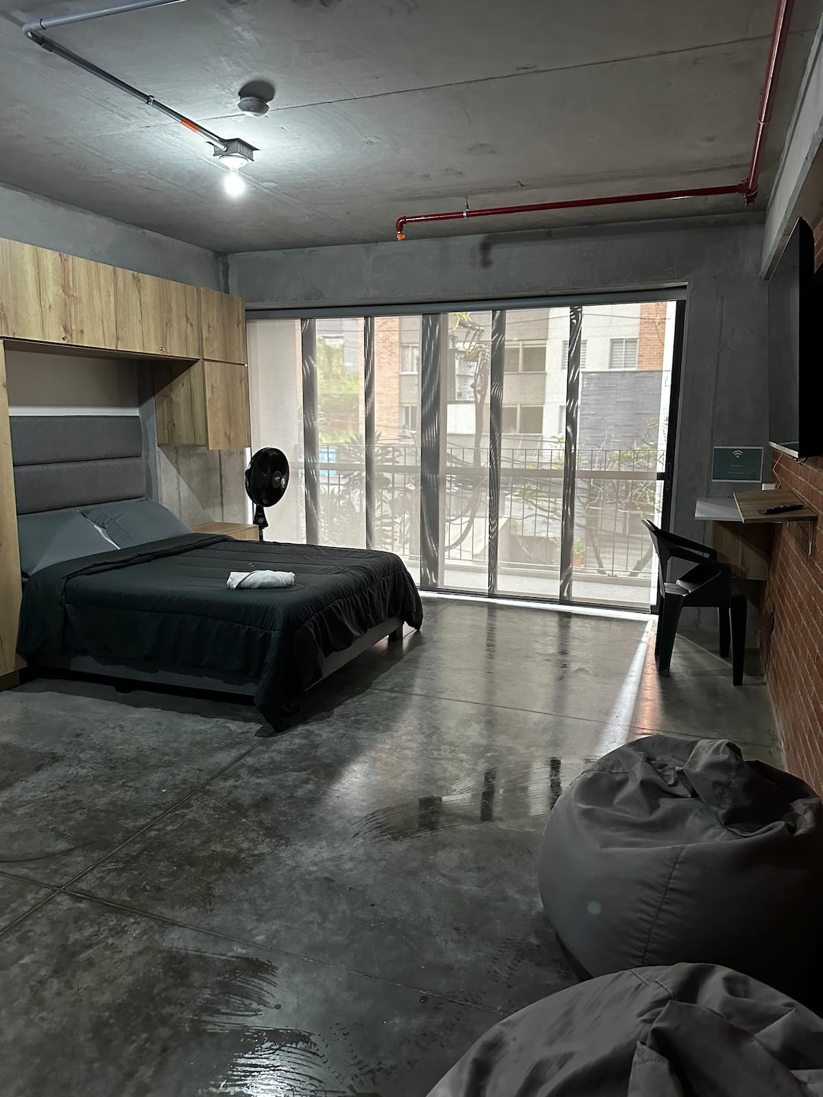 Apartaestudio moderno en el corazón de Medellín