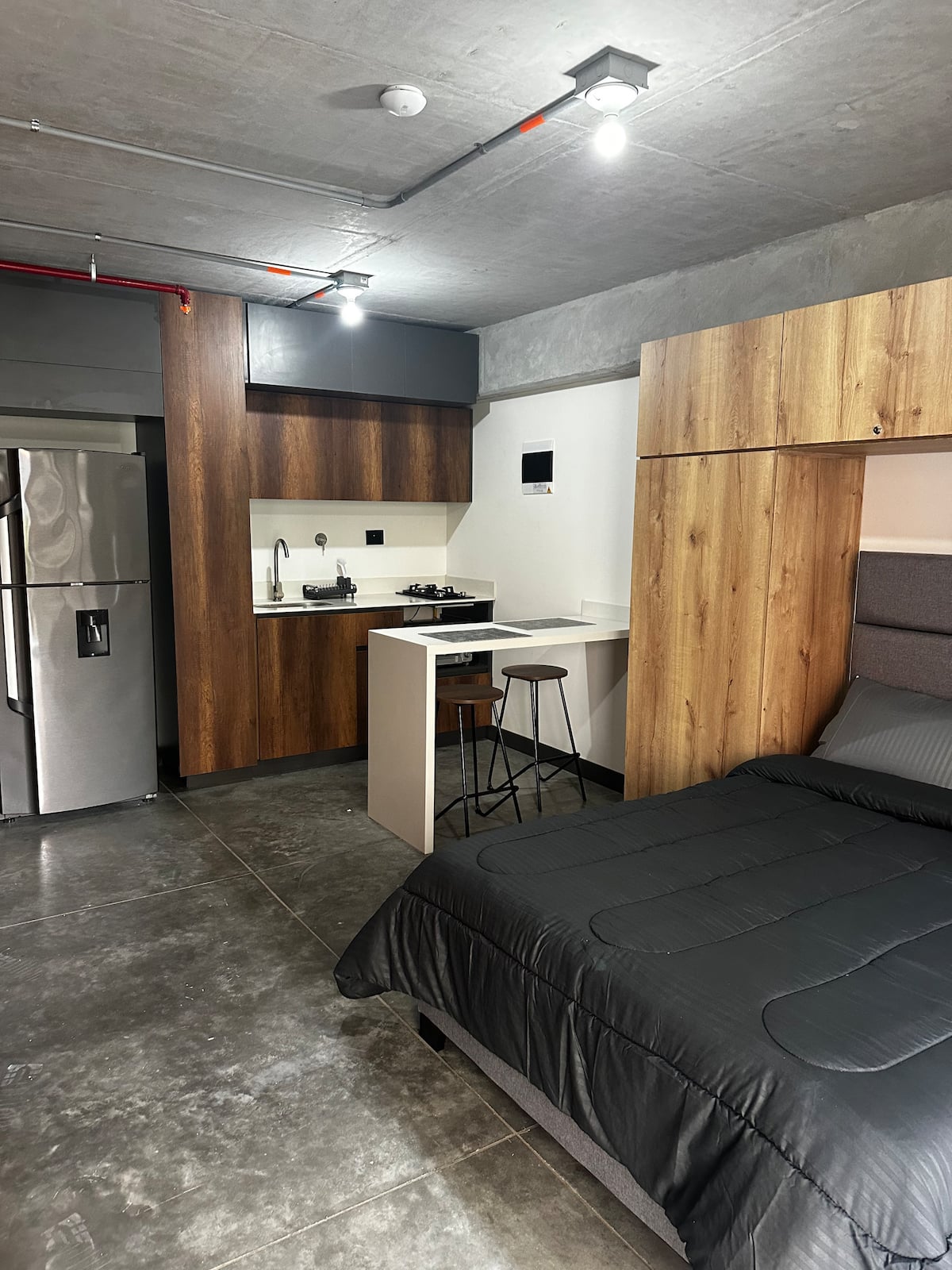 Apartaestudio moderno en el corazón de Medellín