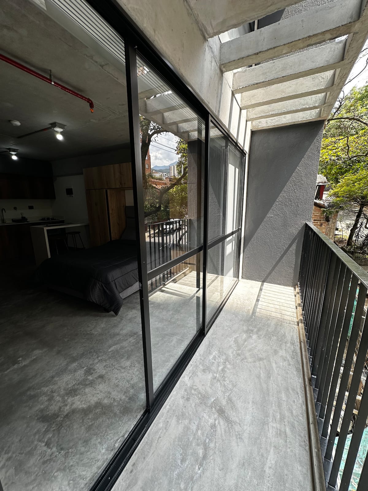 Apartaestudio moderno en el corazón de Medellín