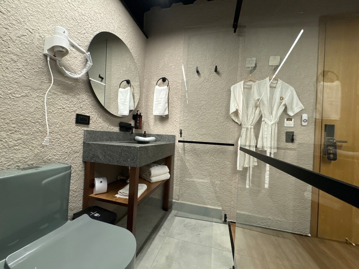 Junior suite luxurytravelhome203