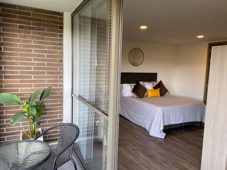 Apartaestudio tipo hotel a 10 min del aeropuerto