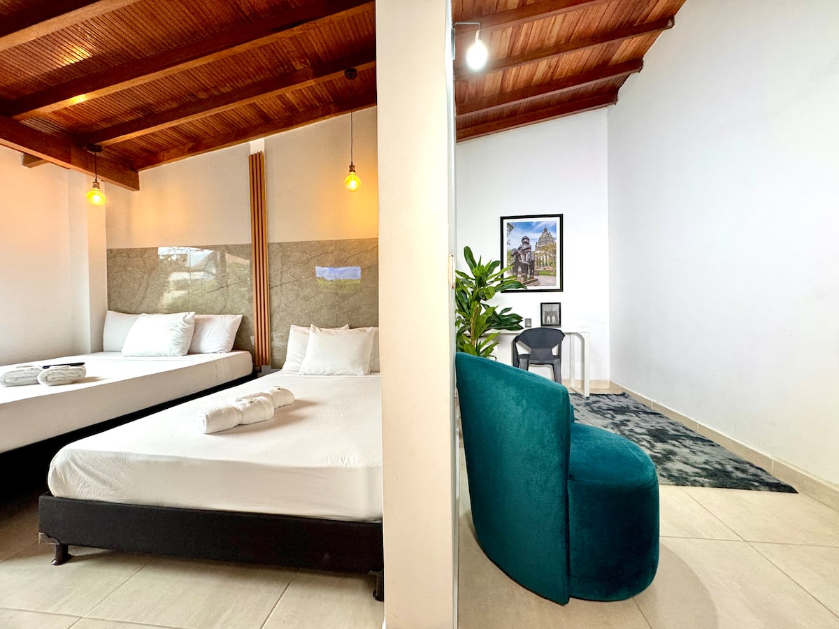 Medellín La 70 | AC | 2 camas | Cocina y Baño