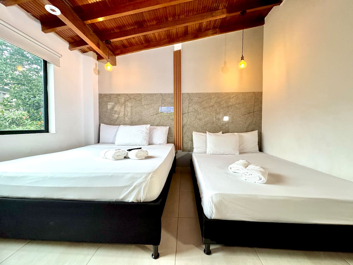 Medellín La 70 | AC | 2 camas | Cocina y Baño