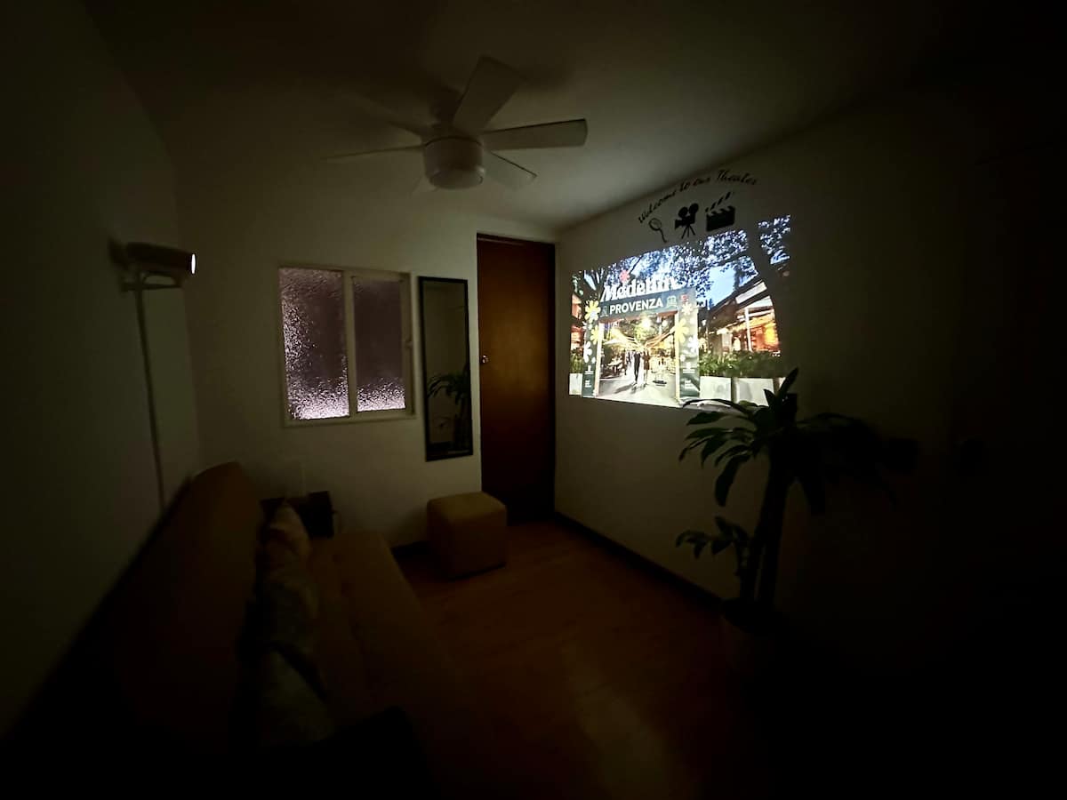 Apartamento en Laureles/gran ubicación y acogedor