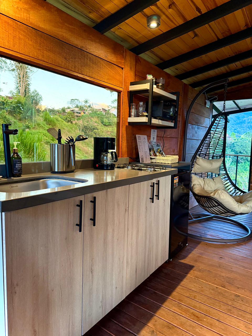 Lujo con Jacuzzi y Vista a la Piedra del Peñol
