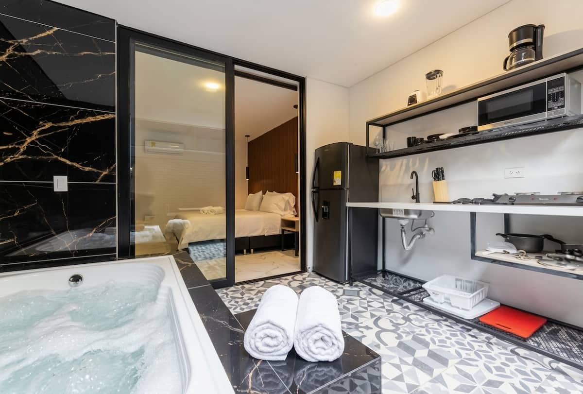 Loft en Poblado • Jacuzzi privado • Wifi ultrarrápido • Aire acondicionado • 204