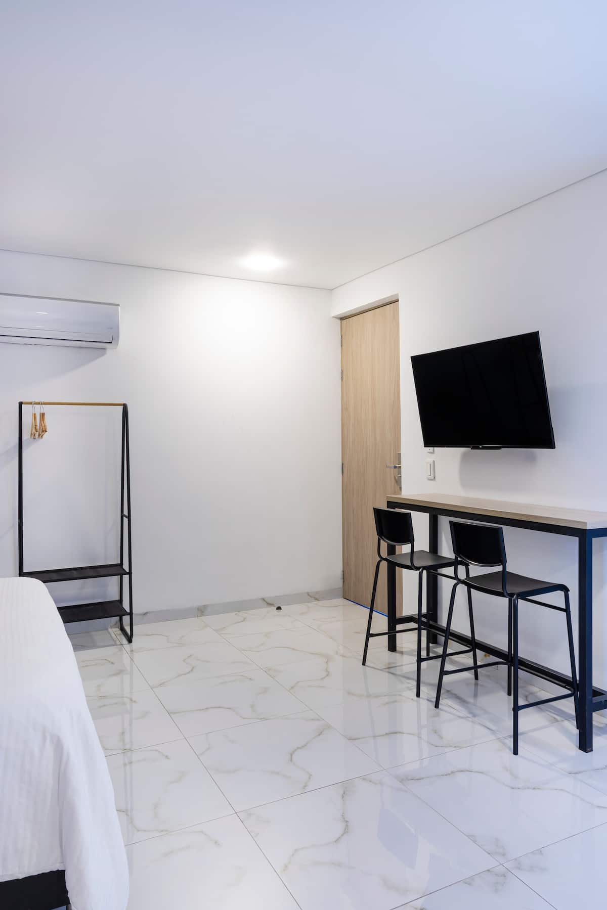 Jacuzzi Privado•15 min pie Provenza•Ultra WiFi•217