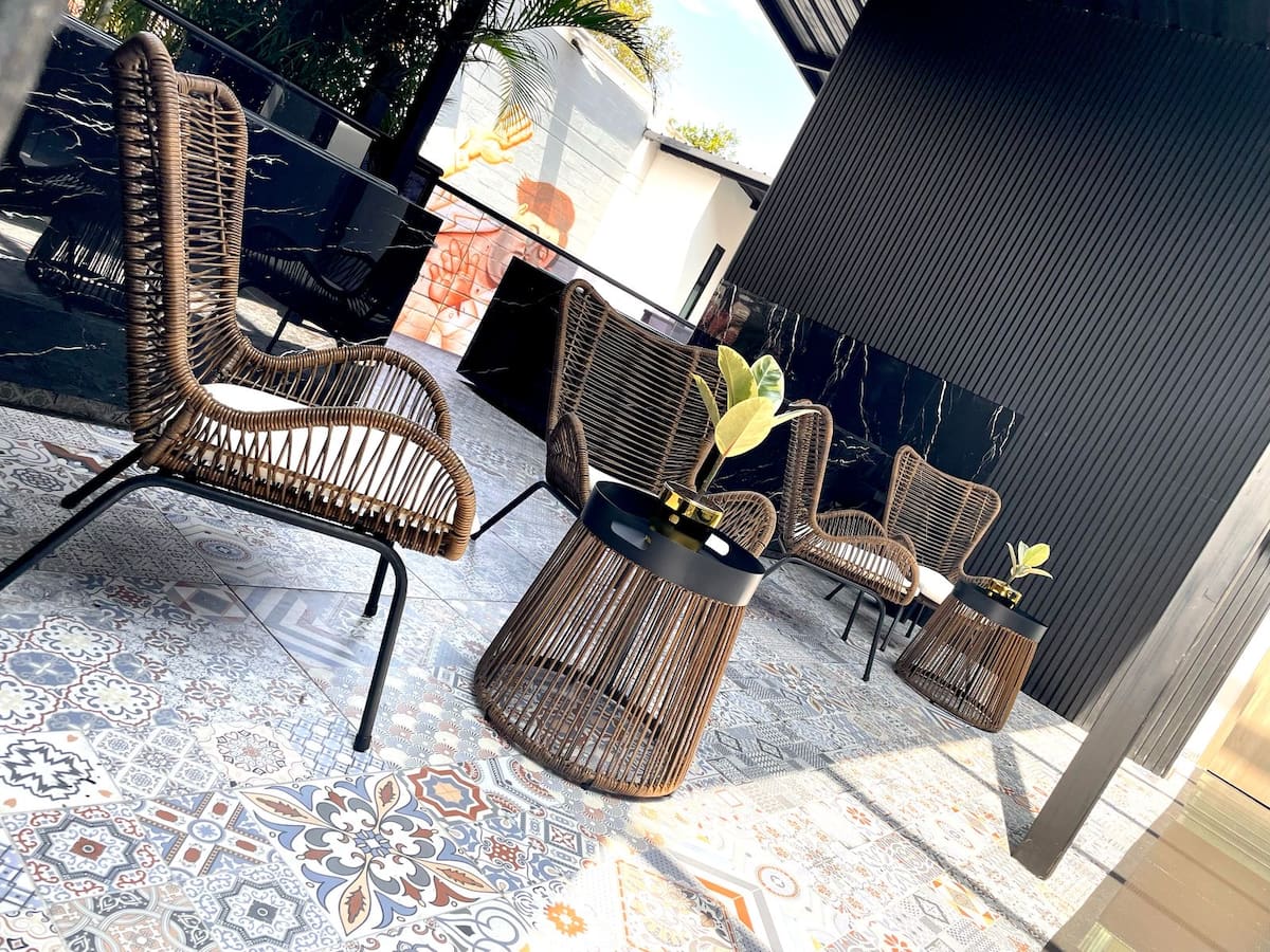 Jacuzzi Privado•15 min pie Provenza•Ultra WiFi•217