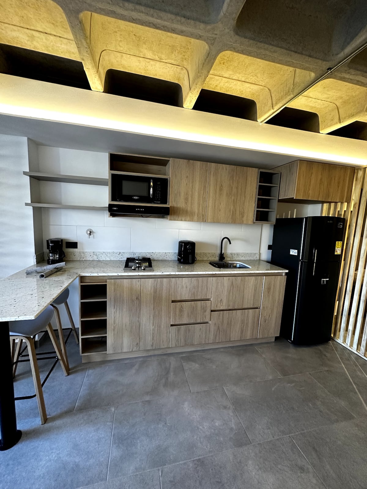C402- loft, 1 hab, 1 baño, 1 tv, sofacama, wifi