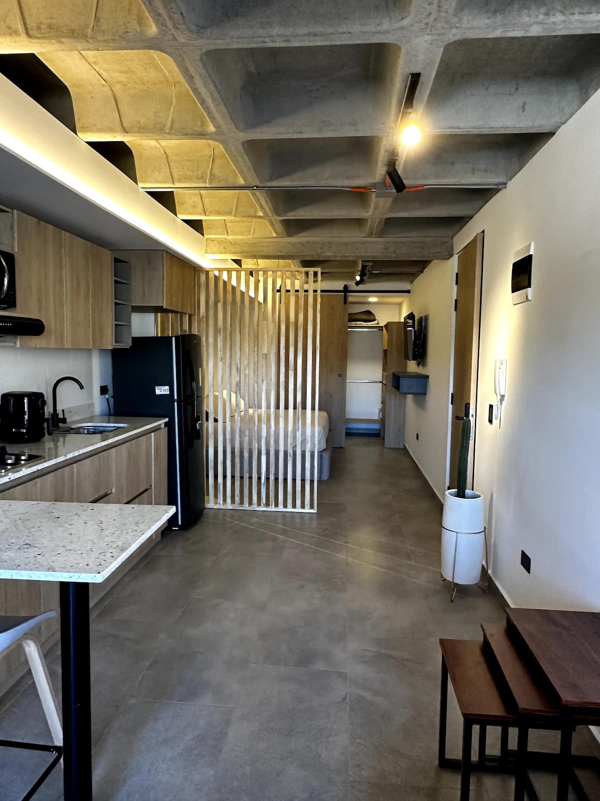C402- loft, 1 hab, 1 baño, 1 tv, sofacama, wifi