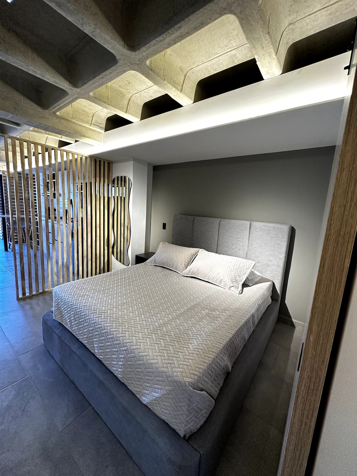 C402- loft, 1 hab, 1 baño, 1 tv, sofacama, wifi