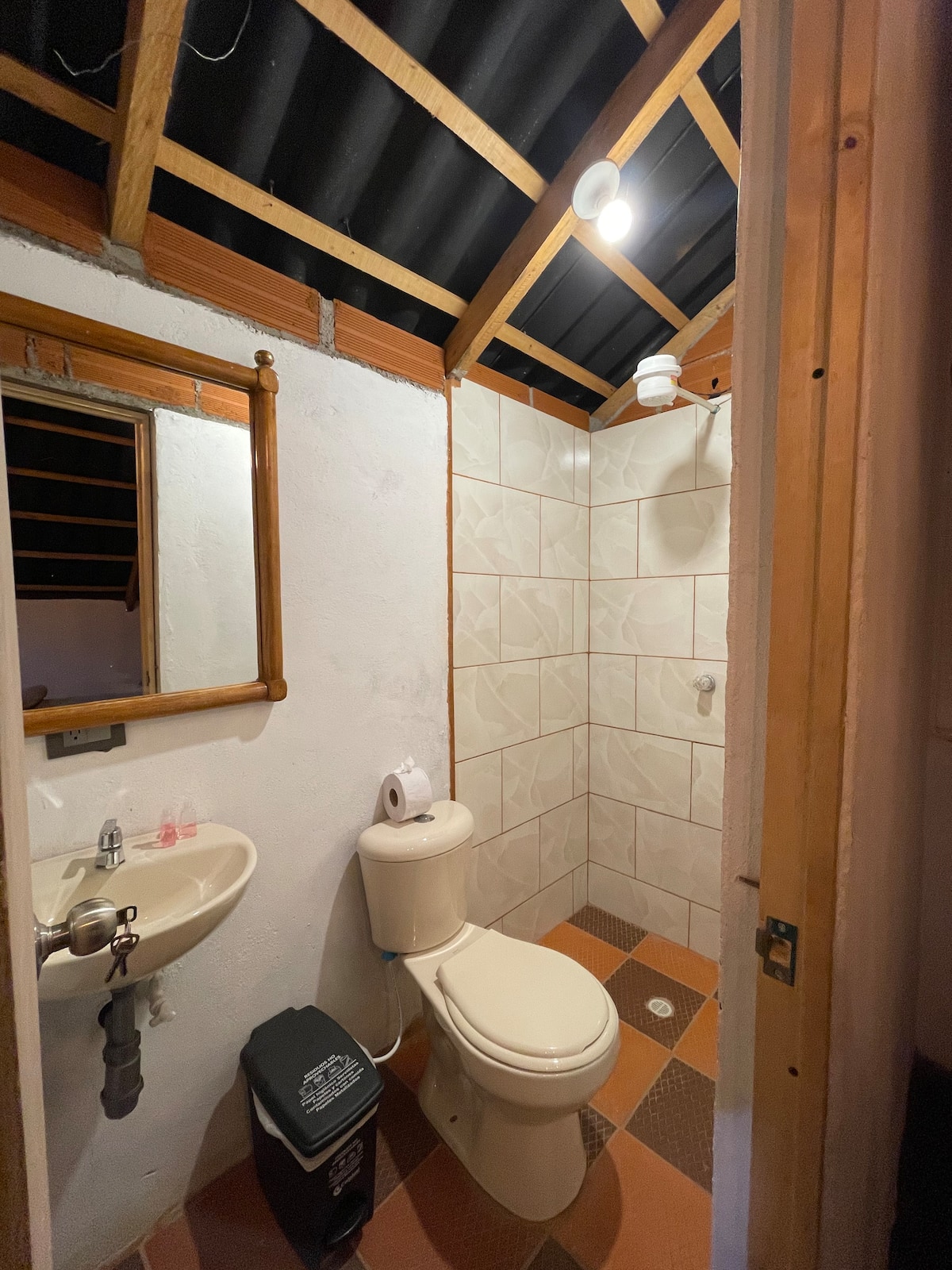 Glamping sencilla Encanto Verde Oriente Antioqueño