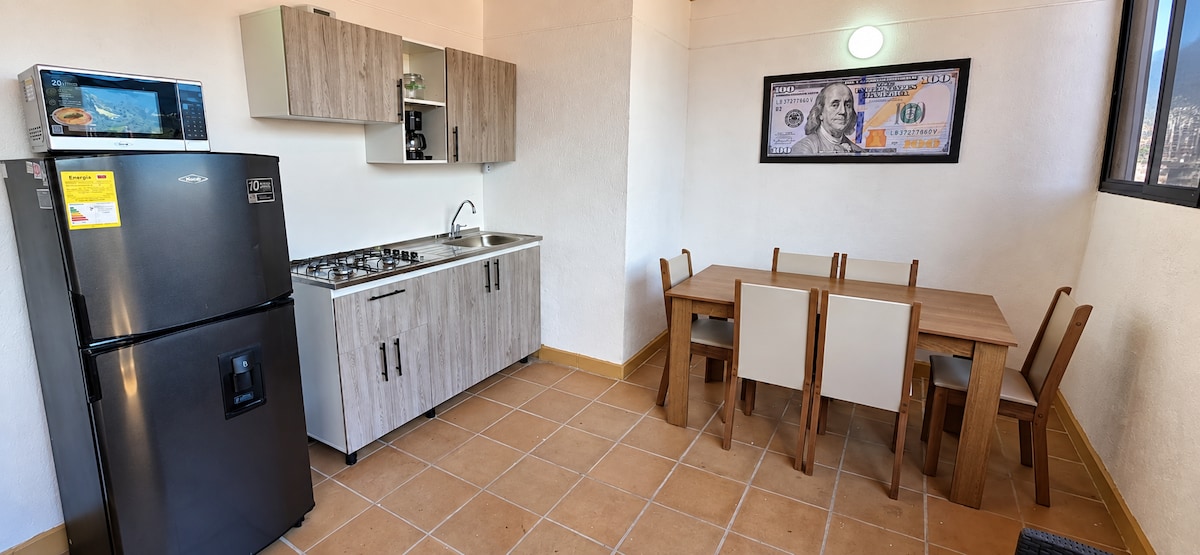 Penthouse 5° piso | Cerca de Daviarena