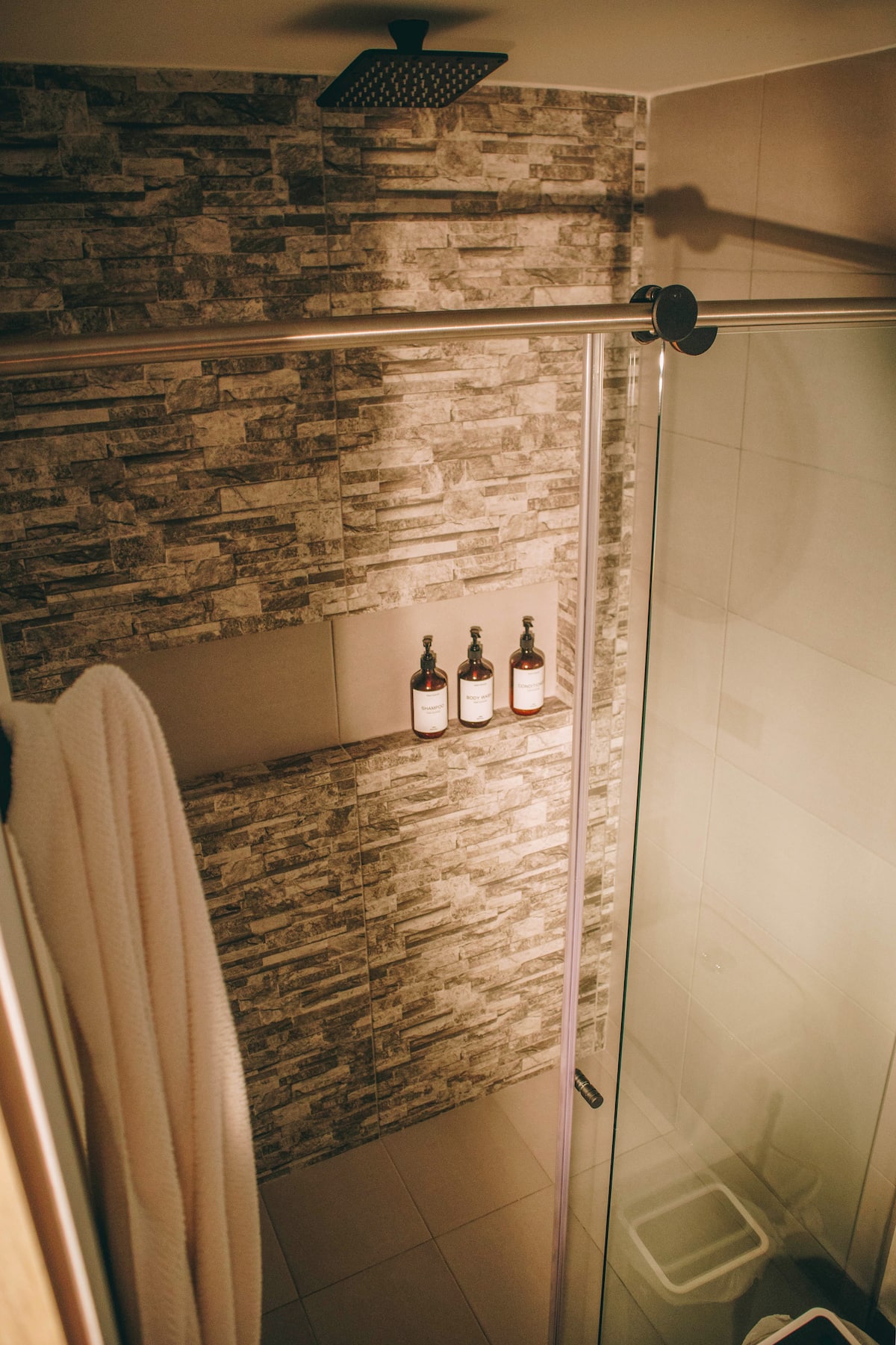 c303- Loft con jacuzzi en el centro de La Ceja