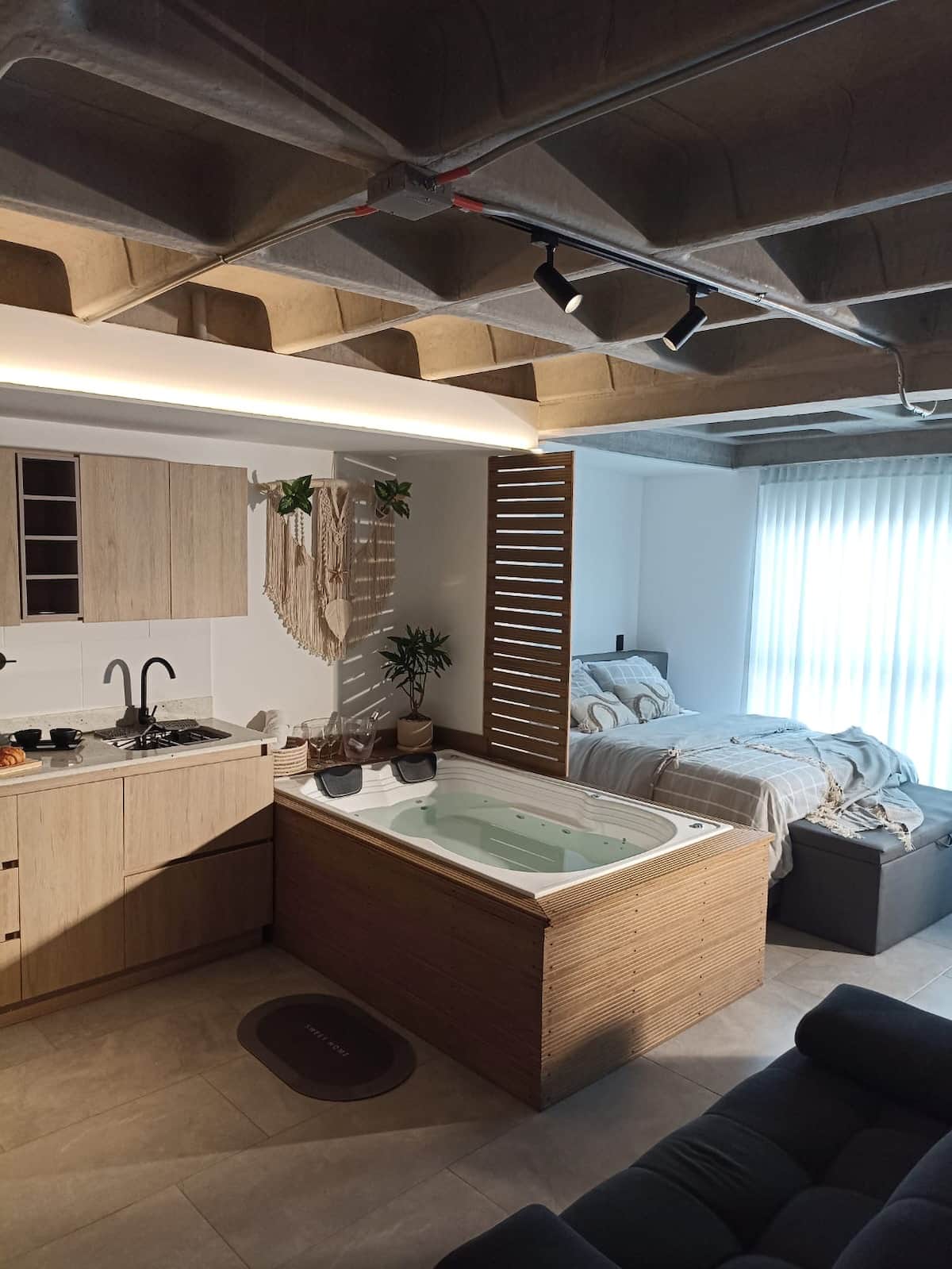 c303- Loft con jacuzzi en el centro de La Ceja