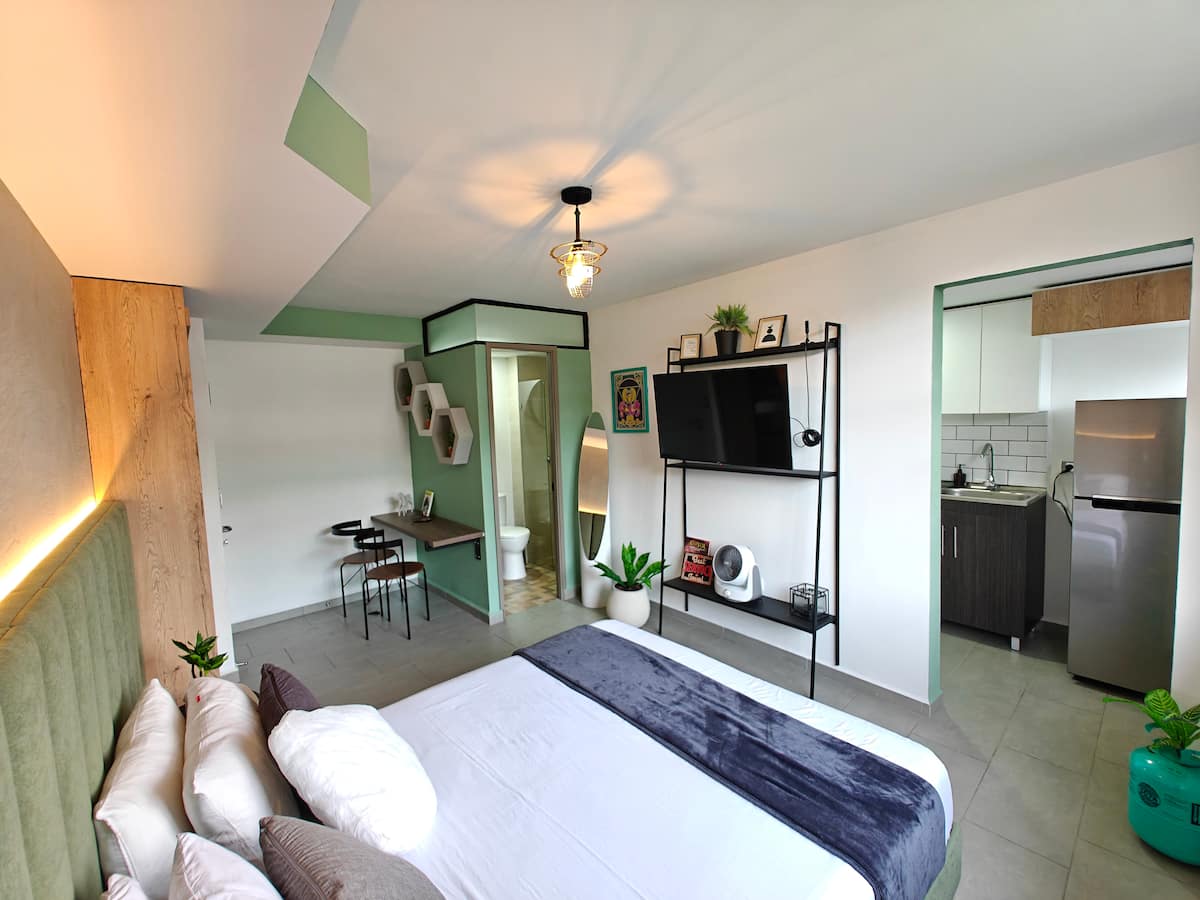 ¡Outstanding Studio*The Urban Hub for nomads!