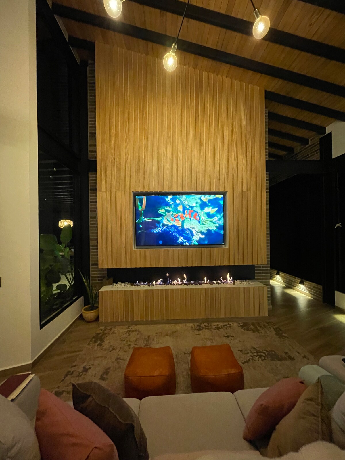 Impresionante casa de 5 dormitorios y 6 baños con jacuzzi privado