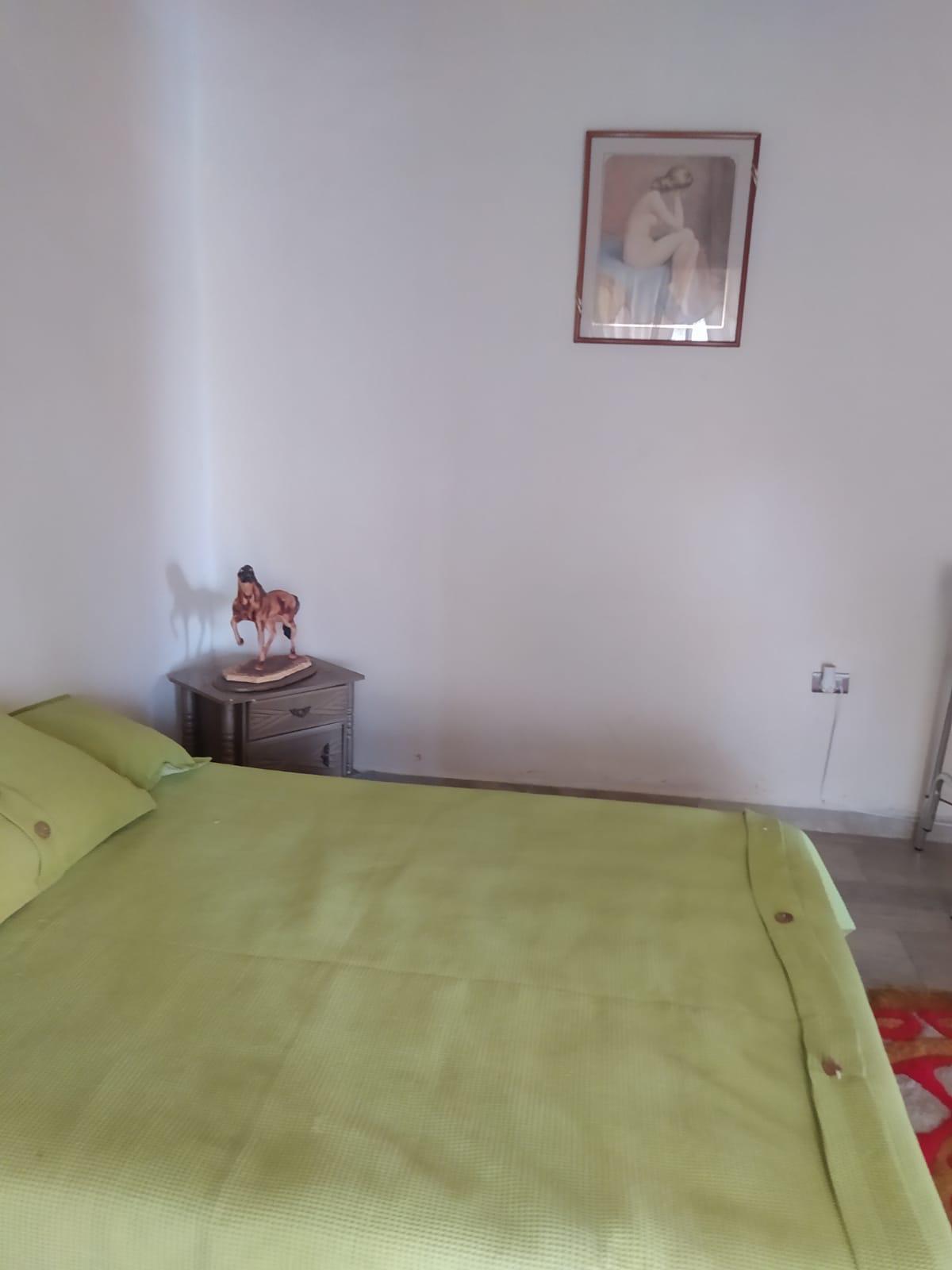 Cabaña moderna en meseta mágica