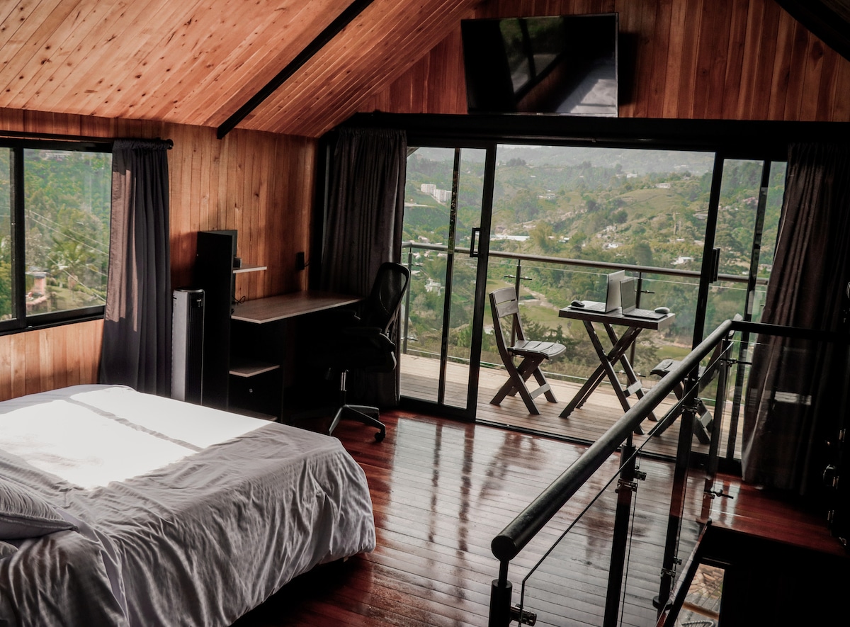 Cabaña | Glamping con jacuzzi & vista al embalse