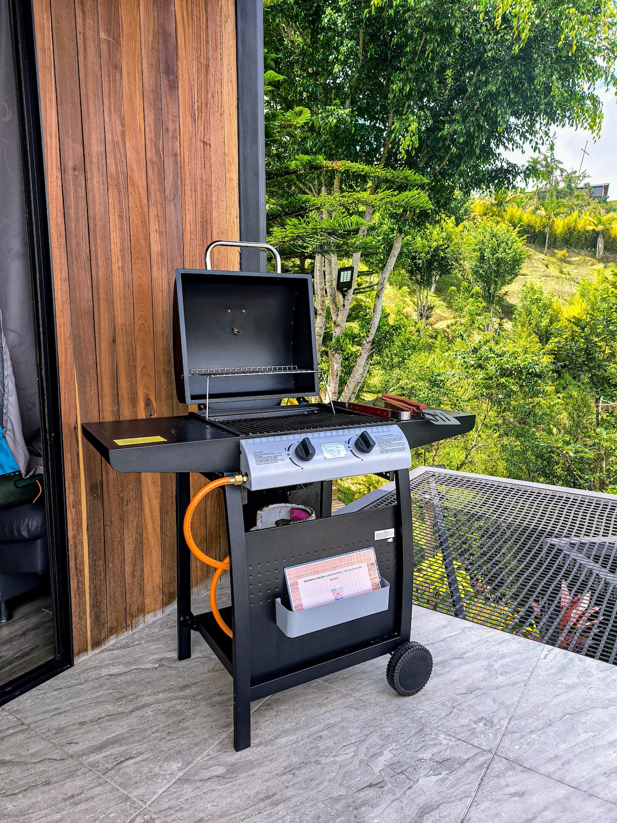 Cabaña | Glamping con jacuzzi & vista al embalse