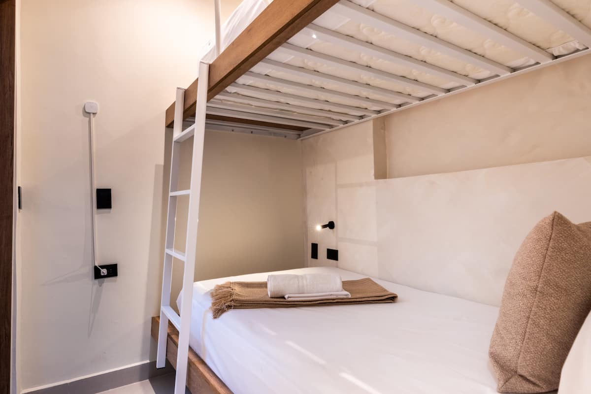 Refugio Zen | Camarote Sencillo + AC | Cocina