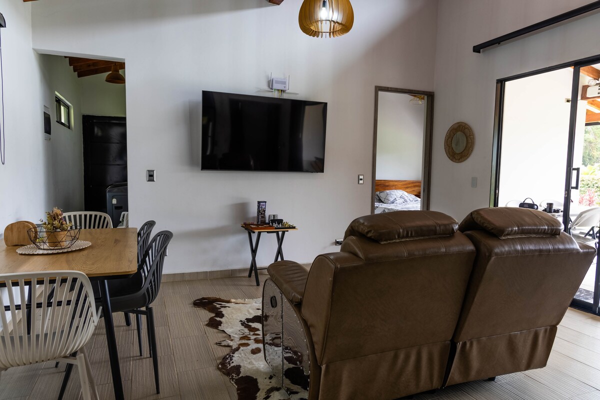 Casa moderna San Félix busca parapentes-miradores