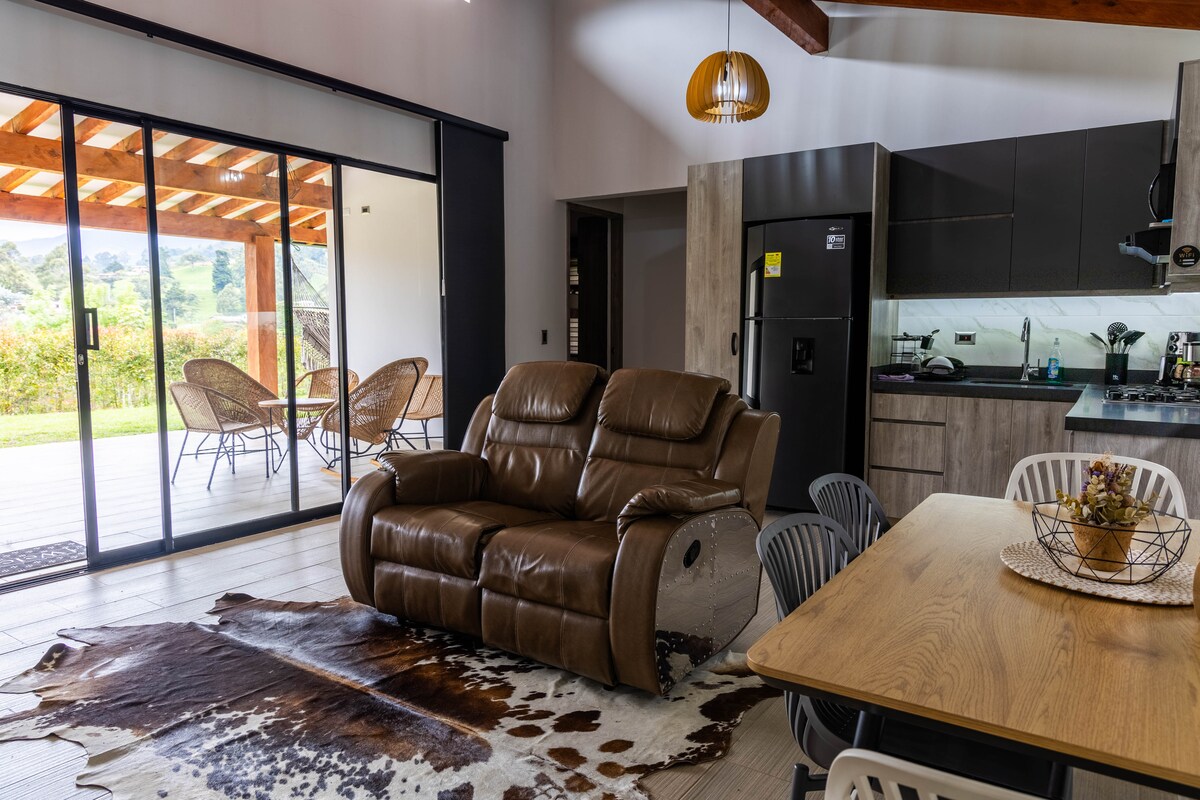 Casa moderna San Félix busca parapentes-miradores