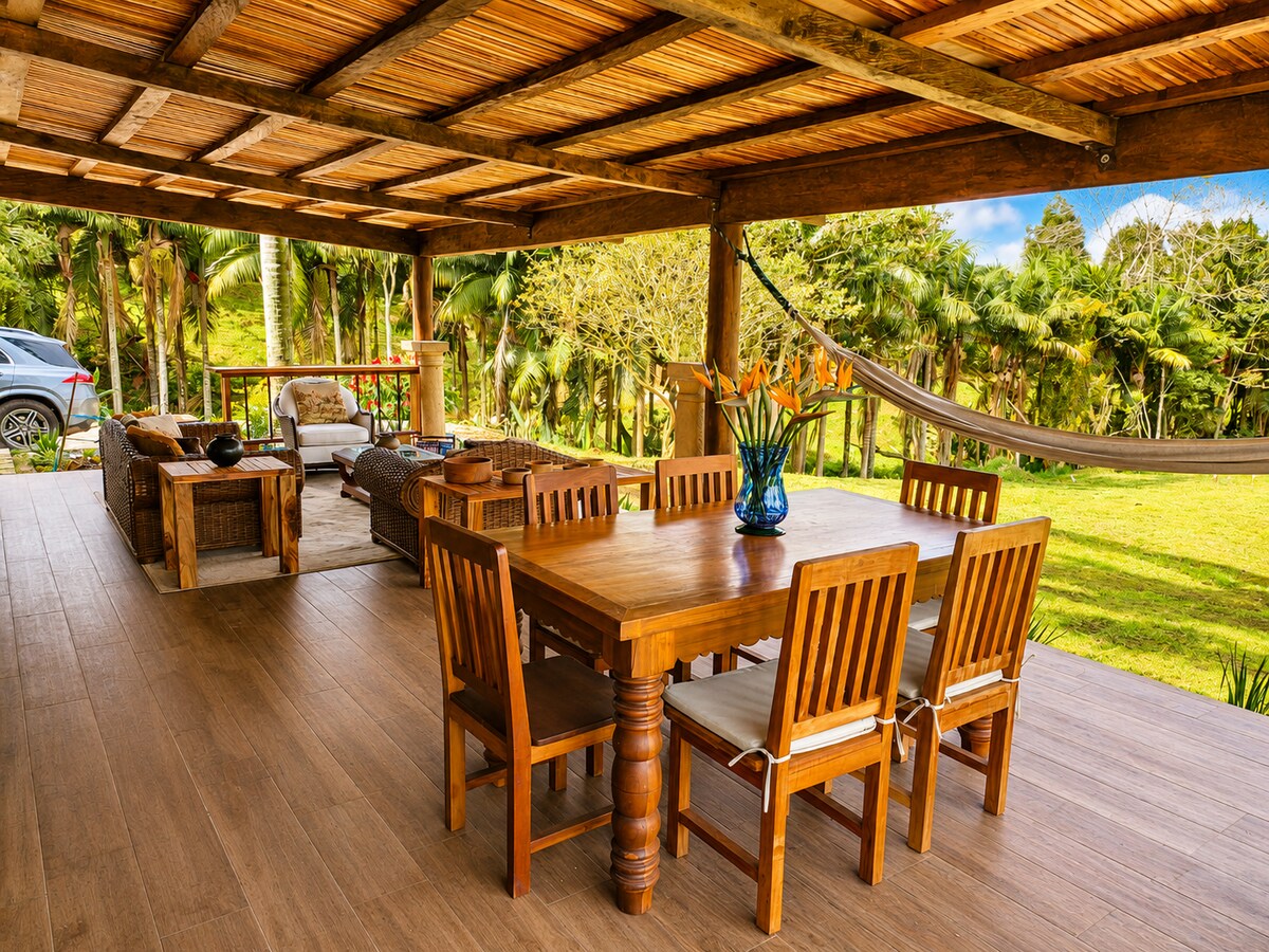 Chalet campestre cerca a Llanogrande