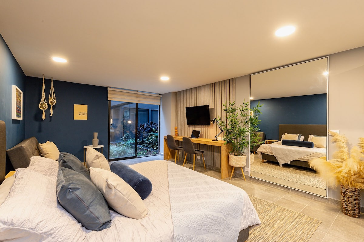 Loft con vista al jardín para descanso natural