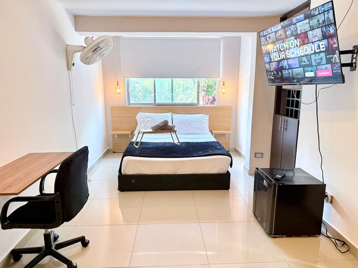 Apartamento loft + cocina + wifi + TV + lavandería en Medellín
