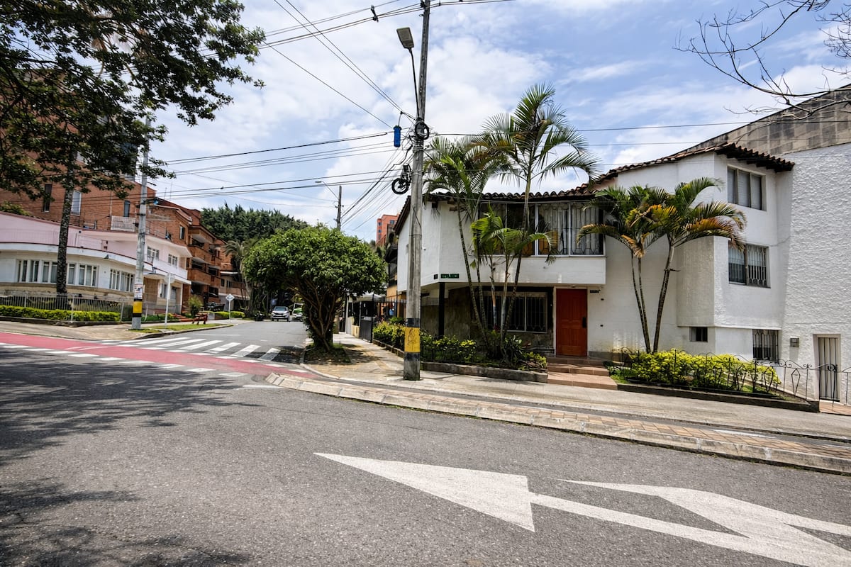 Apartamento loft + cocina + wifi + TV + lavandería en Medellín