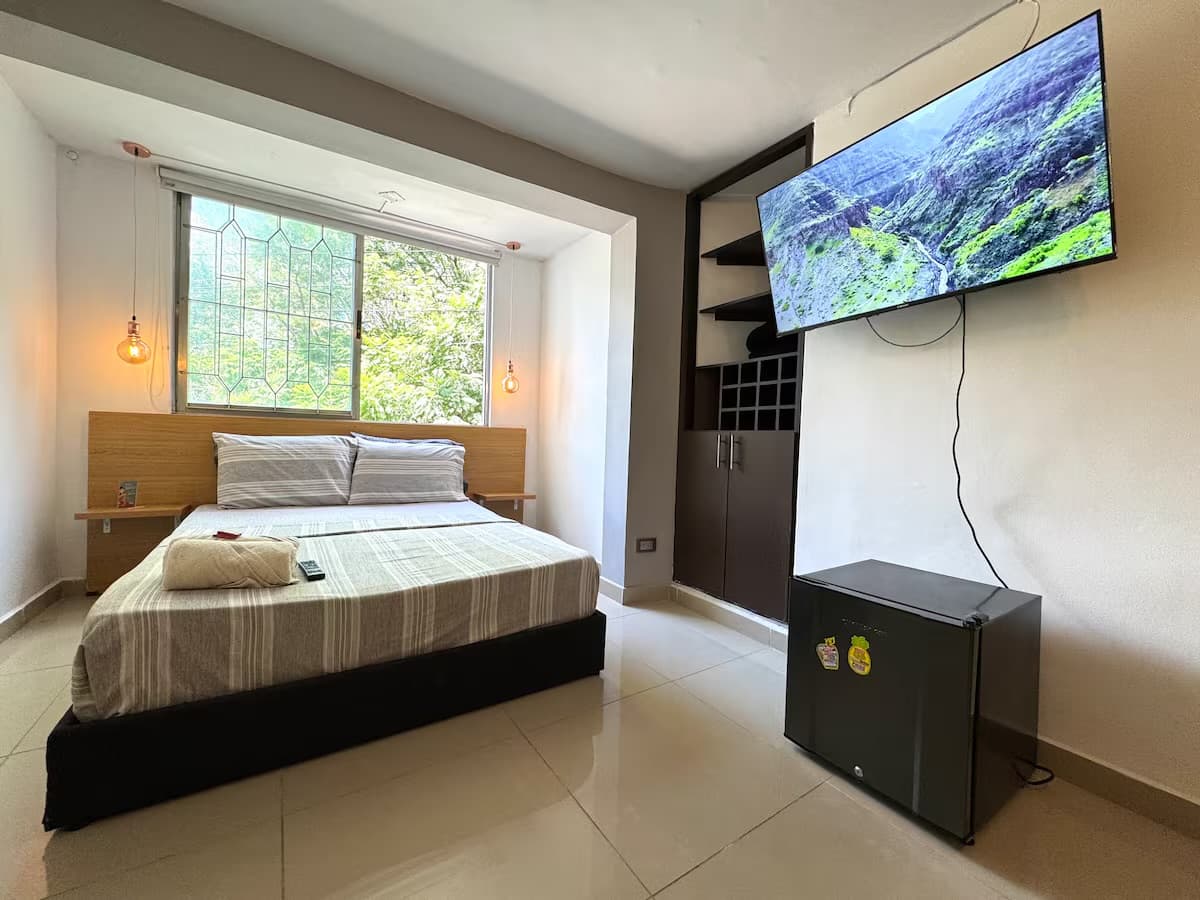 Apartamento loft + cocina + wifi + TV + lavandería en Medellín