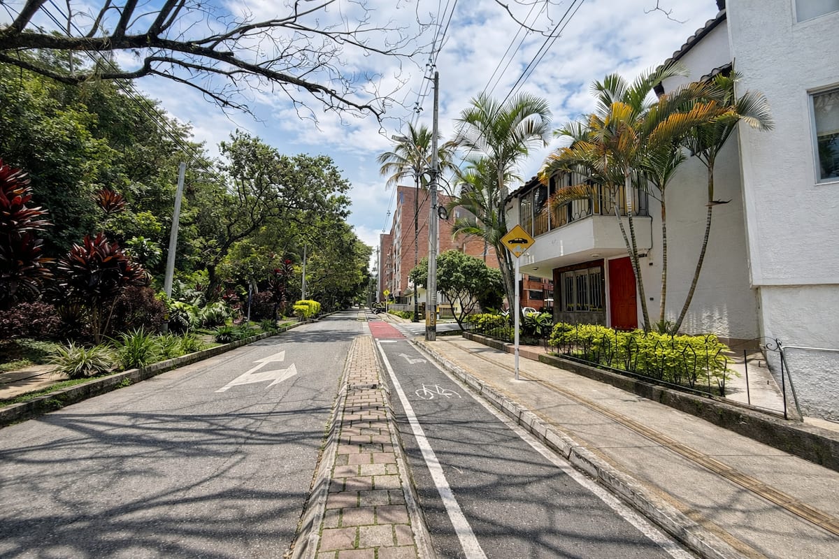 Apartamento loft + cocina + wifi + TV + lavandería en Medellín
