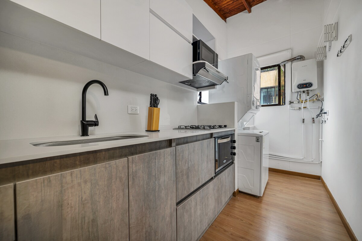 Acogedor hogar con aire acondicionado | Cerca de Provenza y zona tranquila
