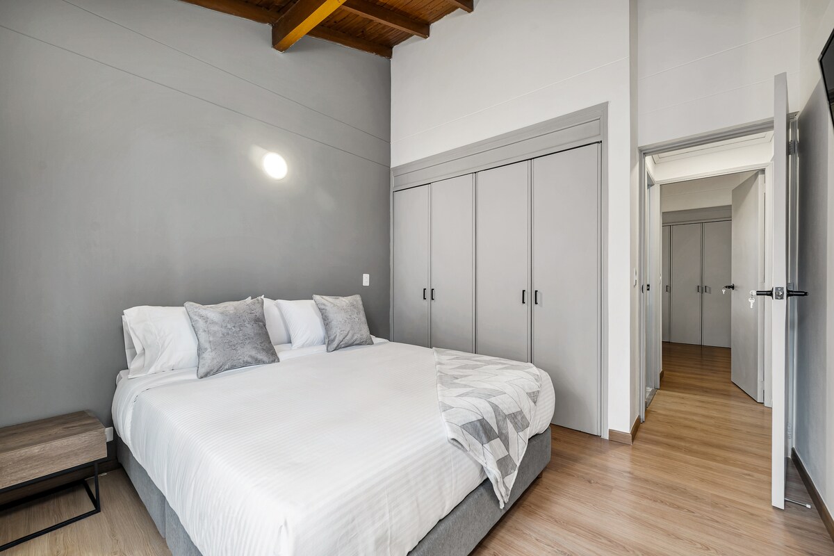 Acogedor hogar con aire acondicionado | Cerca de Provenza y zona tranquila