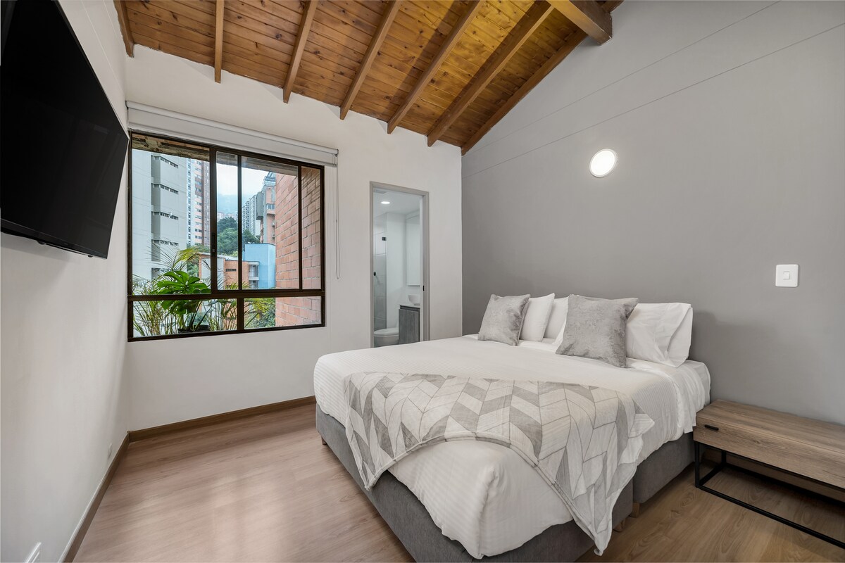 Acogedor hogar con aire acondicionado | Cerca de Provenza y zona tranquila