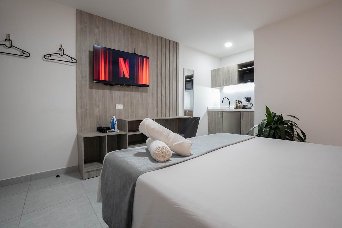 Cozy Refugio | Cocina | Laureles 1BR/1BA |