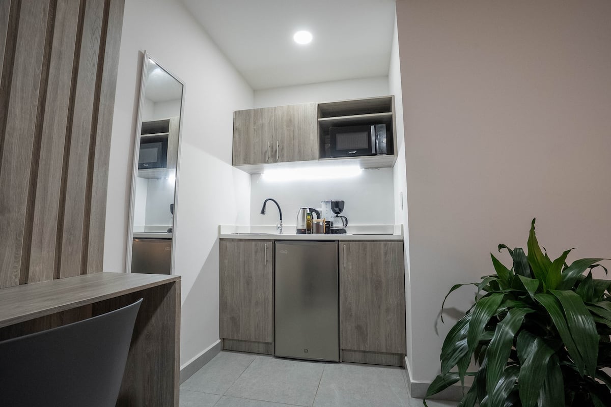 Cozy Refugio | Cocina | Laureles 1BR/1BA |