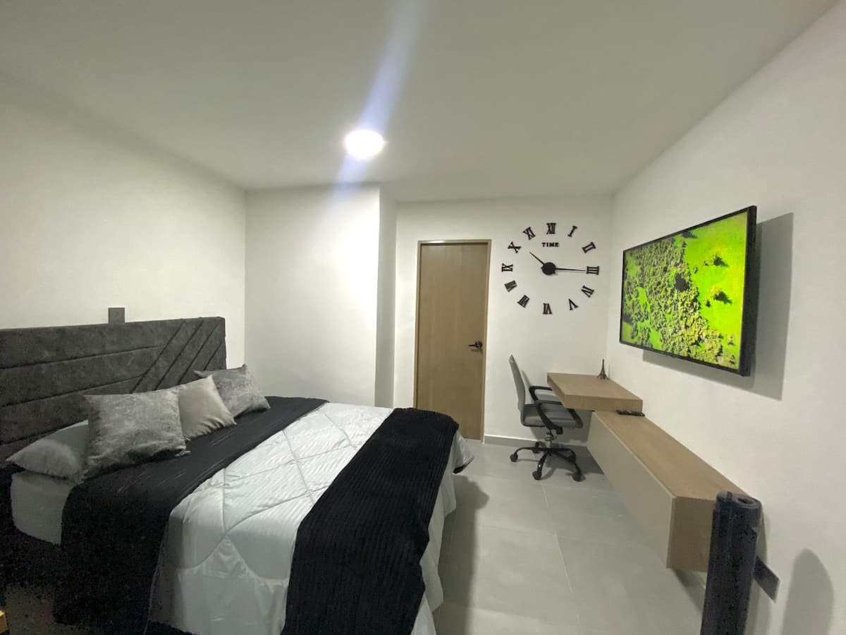 Apartaestudio moderno y central cerca al poblado