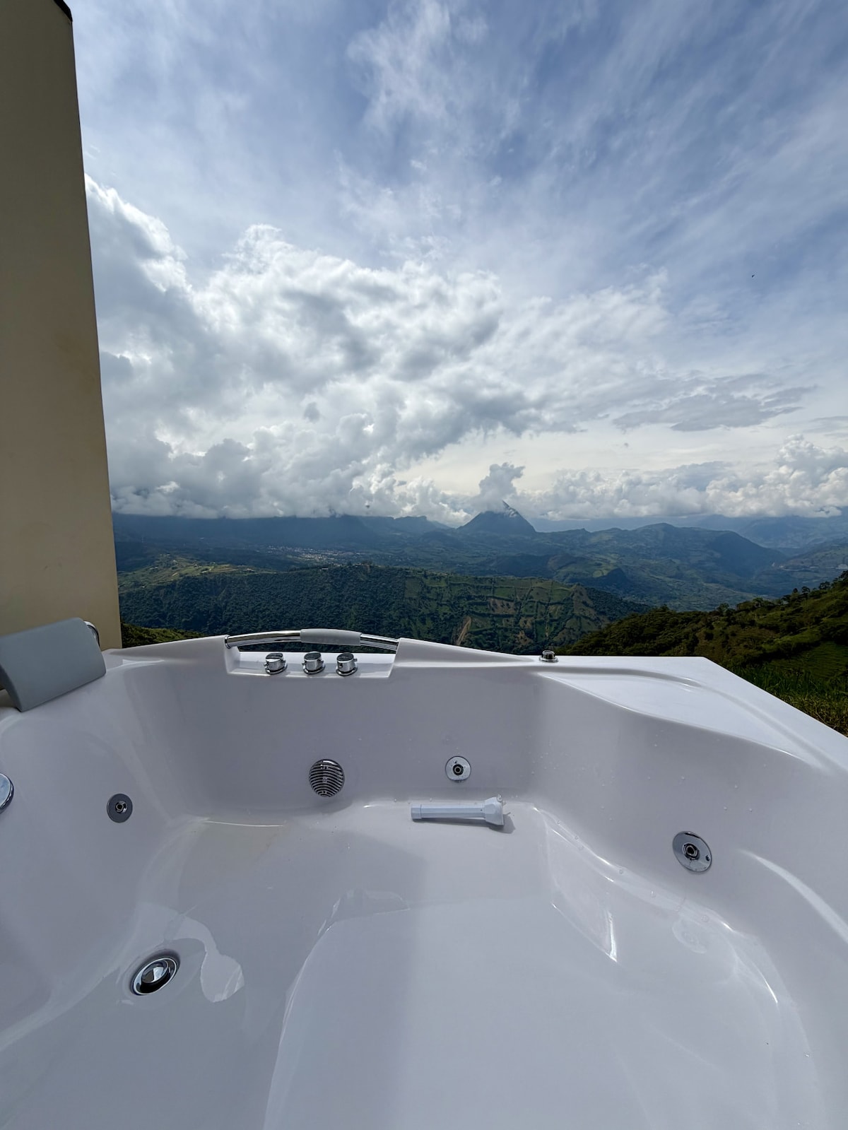 Glamping Ecohotel Jacuzzi Privado - Cuatro Vientos
