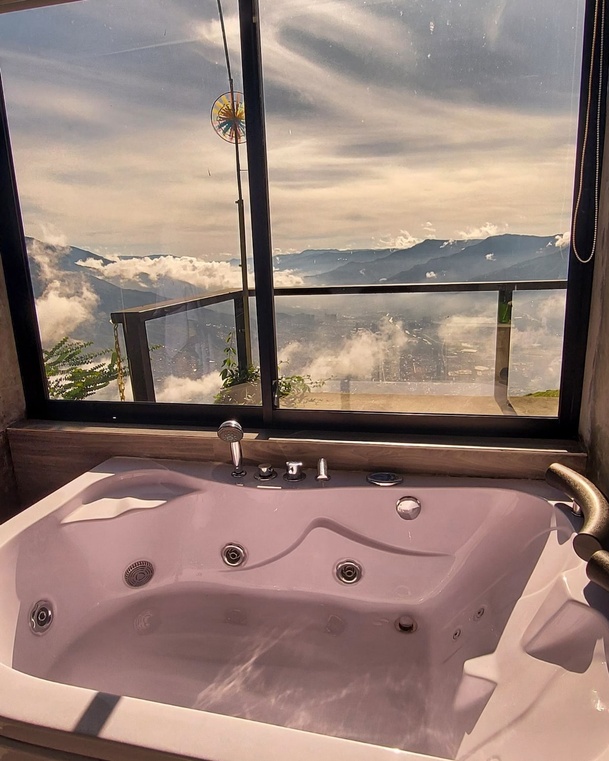 Casa en la Nube
Cabaña con Jacuzzi, Terraza y Bbq