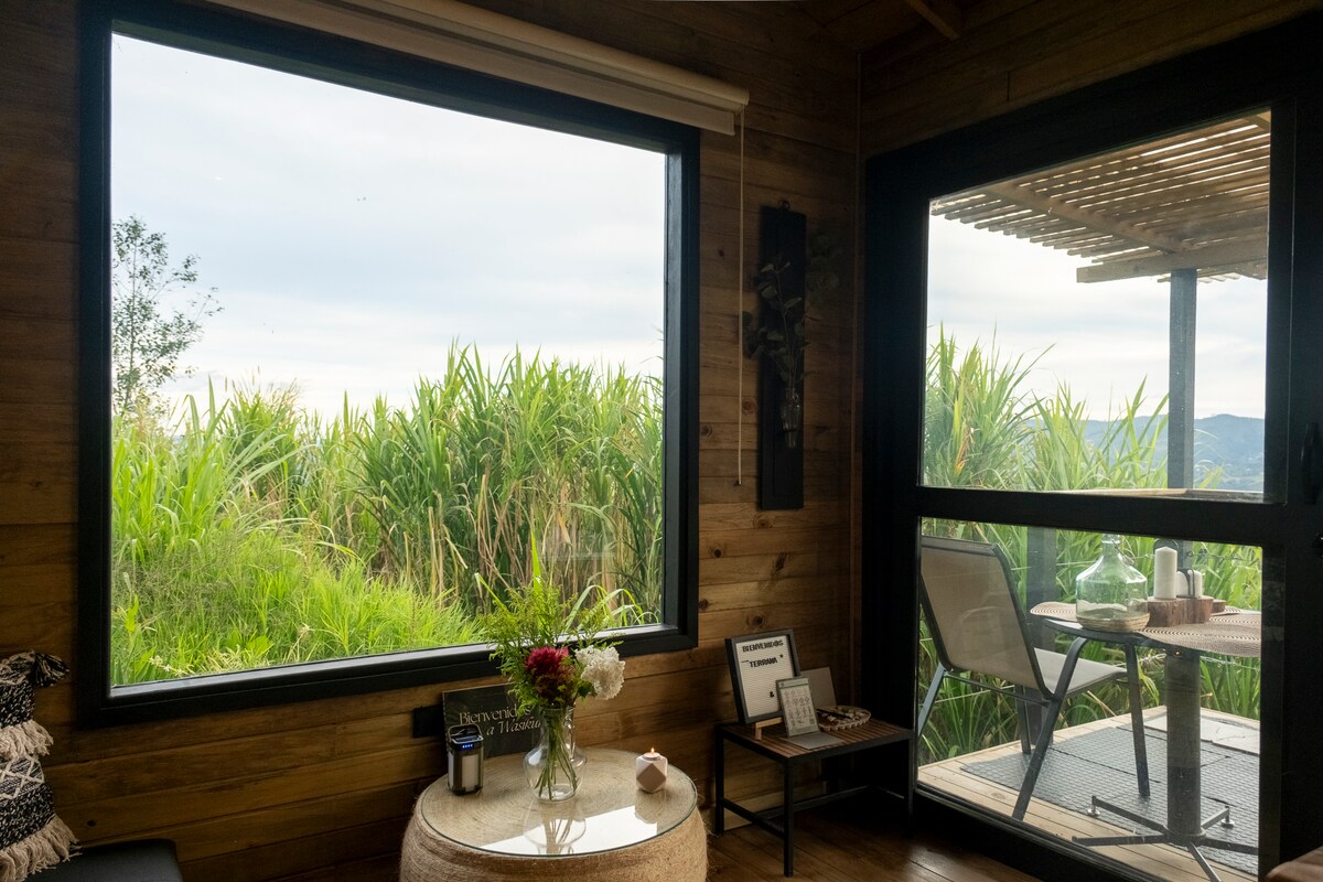 Cabaña: jacuzzi privado y vista cerca a Medellín