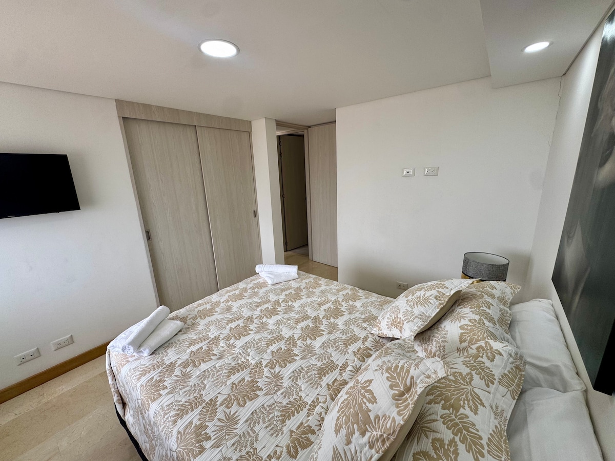 Apartamento 3 habitaciones en Laureles con balcón