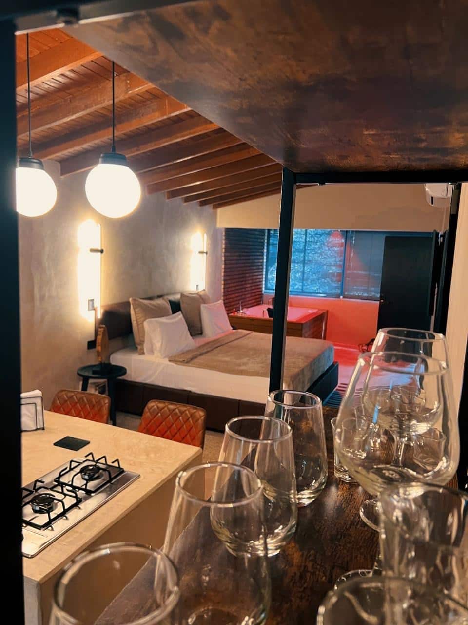Suite Manila