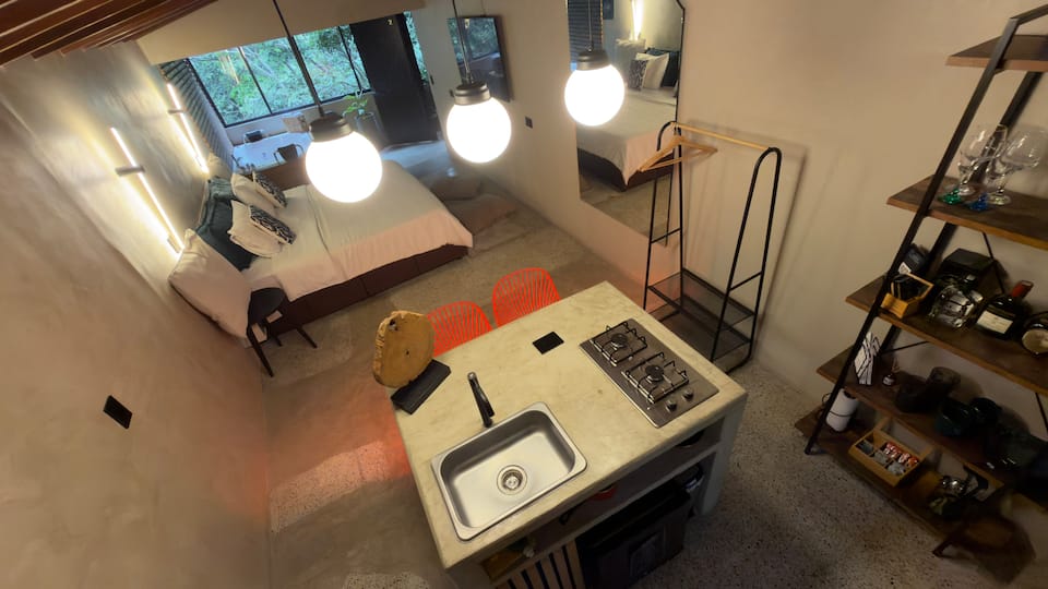 Suite Manila