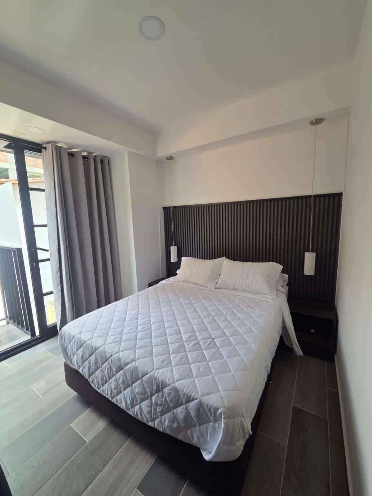 Hermoso Apartaestudio Laureles